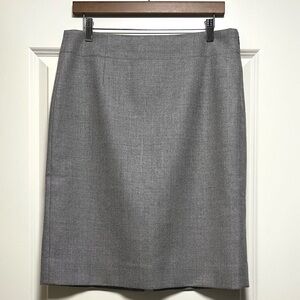 J Crew Wool Pencil Skirt Classic Winter Style Lined Rare Light Gray 23” Long 10